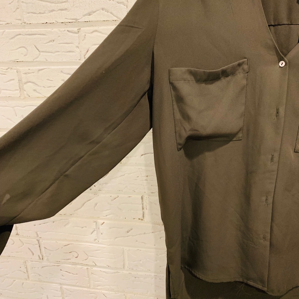 Gray Button down blouse! - Picture 3 of 3